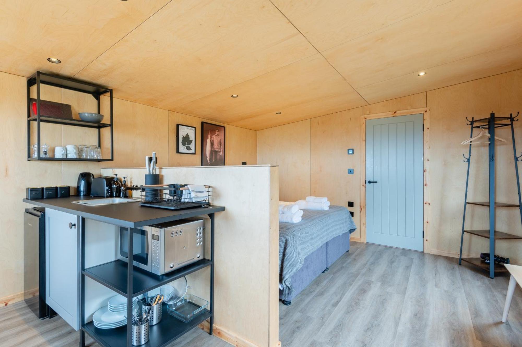 Rustic Cabins, Sea Views From Rewilded Farm With Highland Cows St Andrews Buitenkant foto